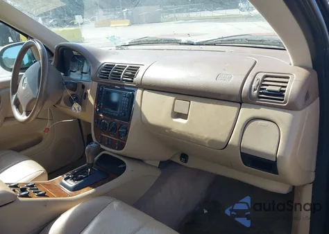 2000 Mercedes-Benz Ml 320 из США, поврежденный, VIN 4JGAB54E3YA160182